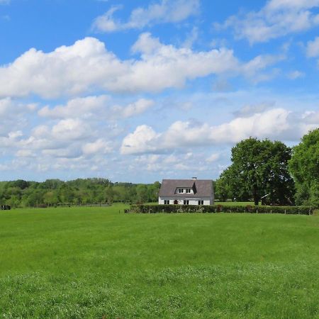 La Maison Aux Pignons Verts La Chapelle-Saint-Aubert Ngoại thất bức ảnh